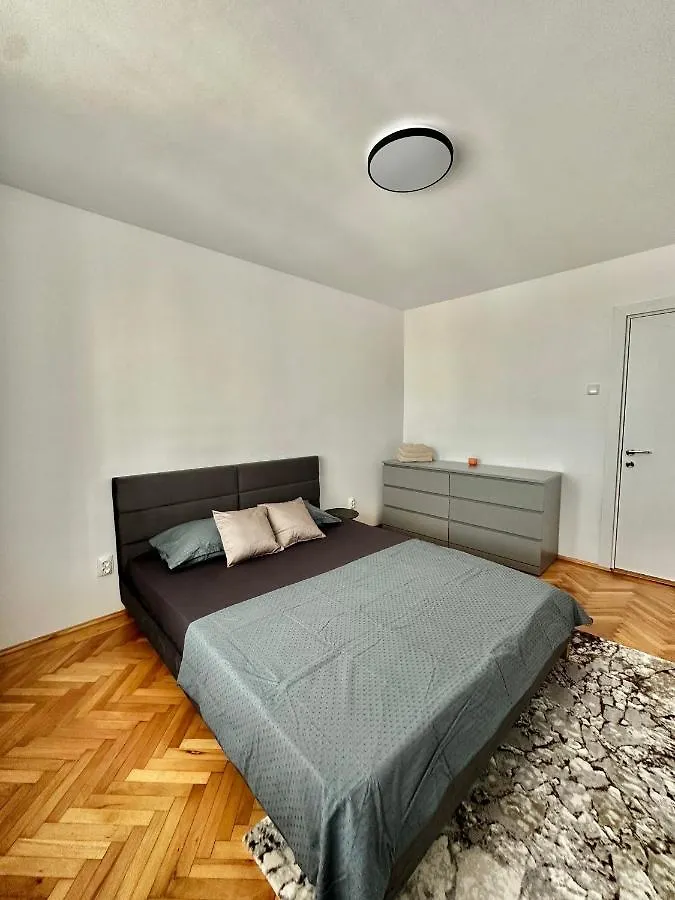 Apartament Dorobanti II Bucureşti România