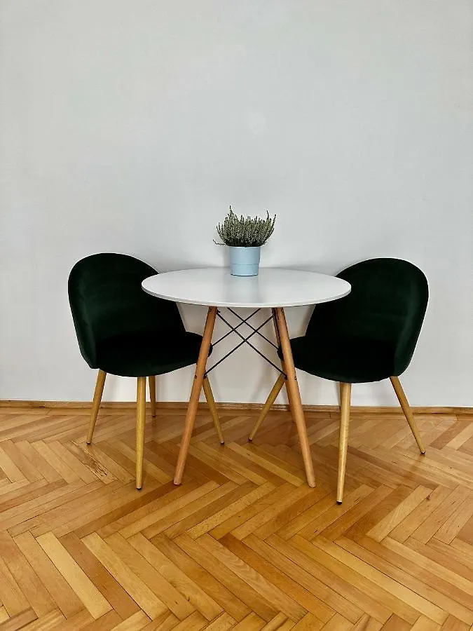 Apartament Dorobanti II Bucureşti 0*,